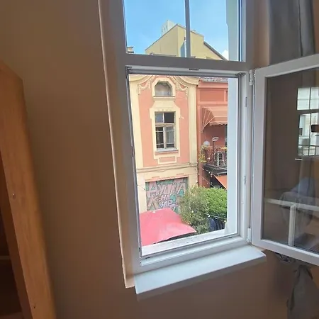 Апартамент Bohemian House Kapana